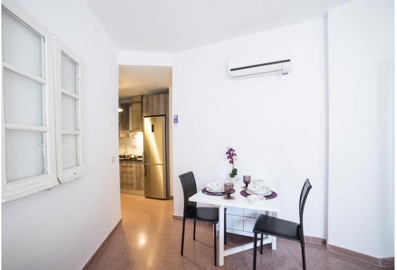 Sea & Wave La Finestra Apartment Malaga Exterior photo